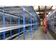 Hallowell Steel Decking Bulk Rack (Open-Back): When Heavy Inventory Needs Real Stability Hallowell Steel Decking Bulk Rack (Open-Back): When Heavy Inventory Needs Real Stability
