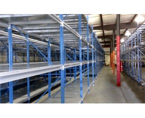 Hallowell Steel Decking Bulk Rack (Open-Back): When Heavy Inventory Needs Real Stability