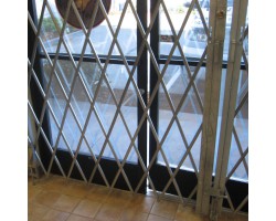 Illinois Engineered Heavy Duty Pair Folding Security Gate PFG880