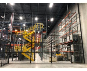 How Wire Partition Security Fencing Controls Valuable Inventory in High-Volume DCs