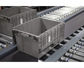 Attached-lid Plastic Shipping Containers