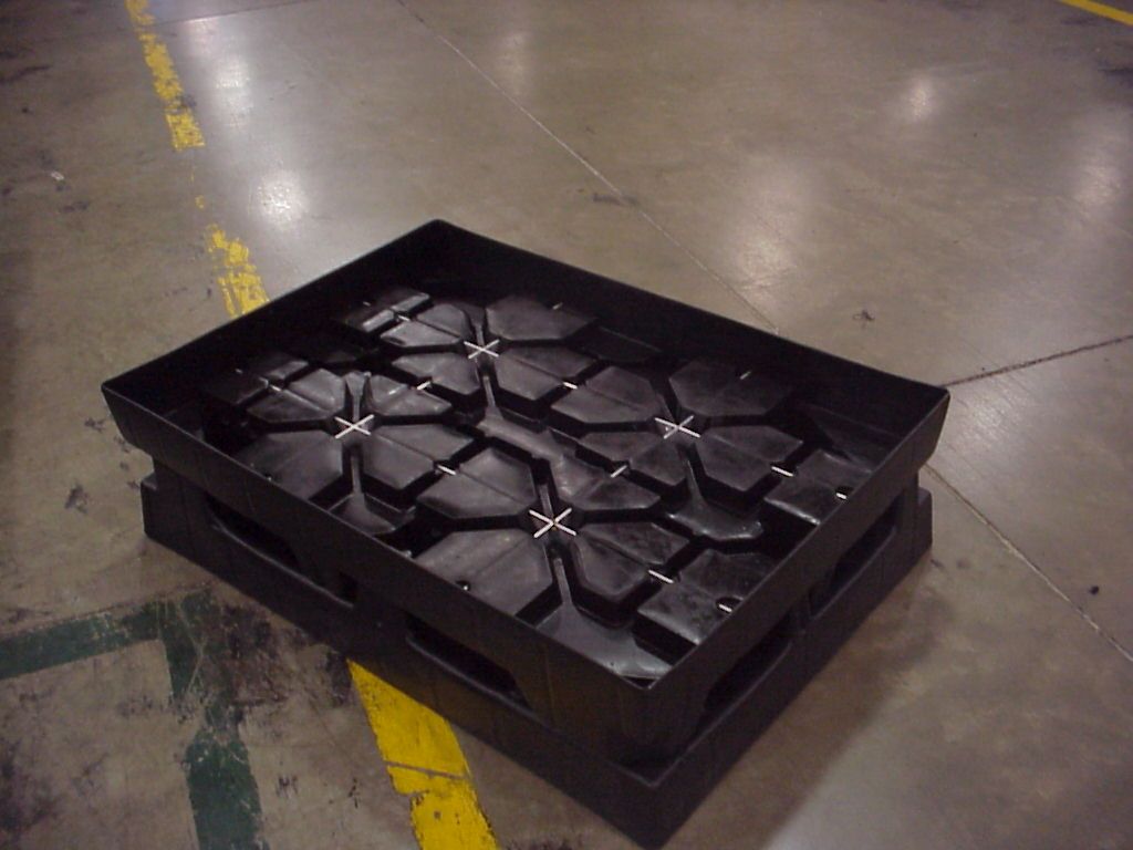 custom plastic pallet