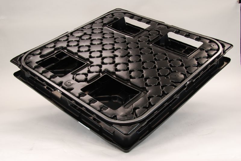 plastic pallet