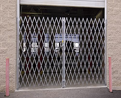 Illinois Engineered  Heavy Duty Pair Gates